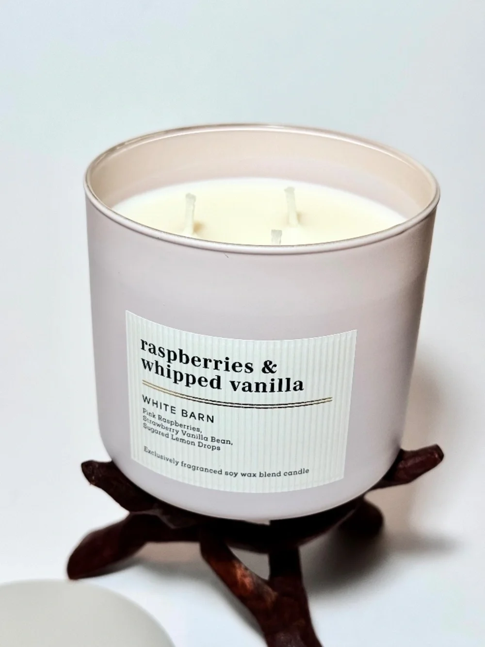 RASPBERRIES & WHIPPED VANILLA 3 Wick Candle - Picture 2 of 3